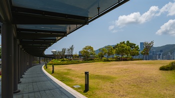 Extensive covered walkways allow people to stroll around the park sheltered from the sun and rain. They also help to define and articulate the landscape spaces.